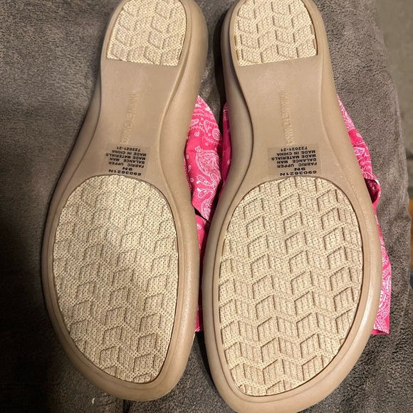 Minnetonka Sarong Sandal - Picture 2 of 2